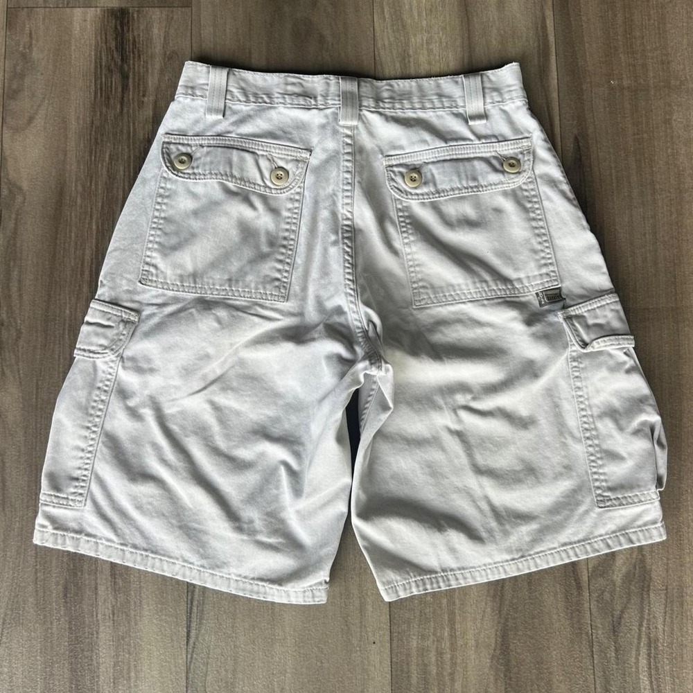 Vintage 90's Levi's Silver Tab Baggy khakis cargo shorts in white & cream 28"